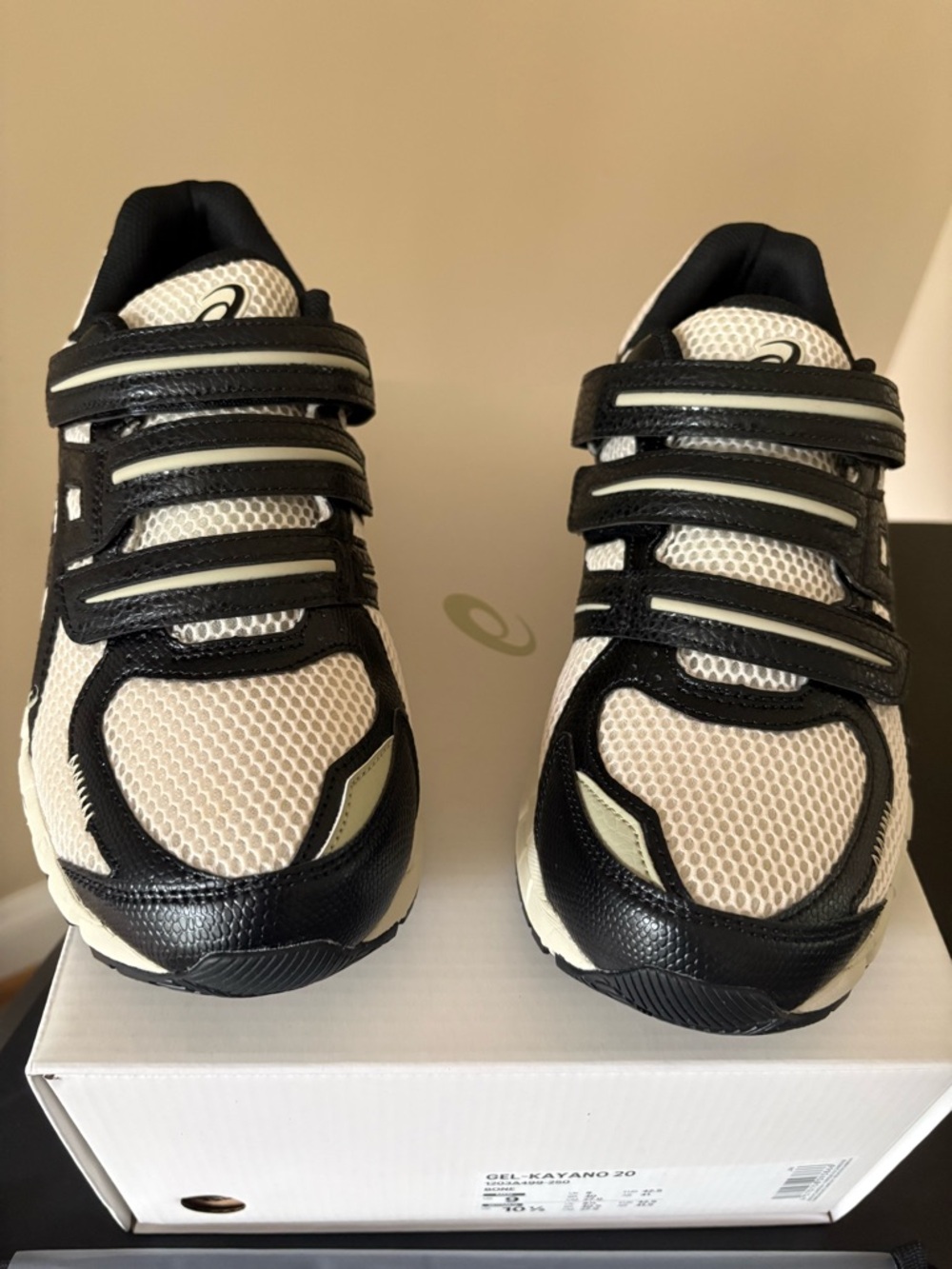 ASICS Gel Kayano 20